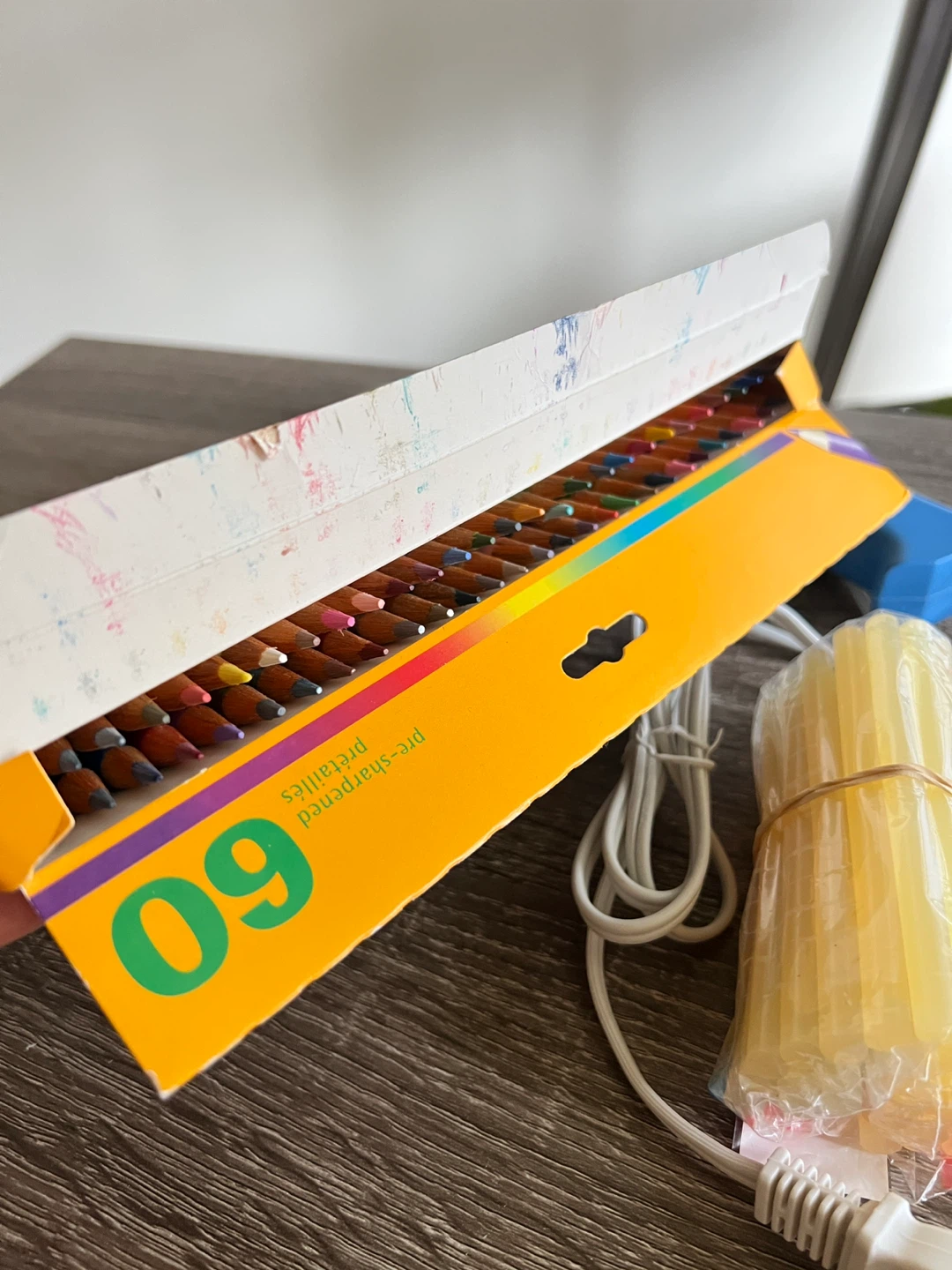 Art supplies - photo 5