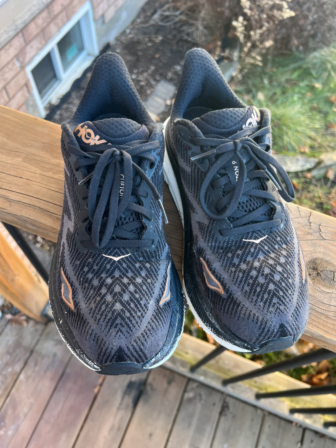 Hoka Clifton 9 Women's Running Shoes size 7.5 - photo 2