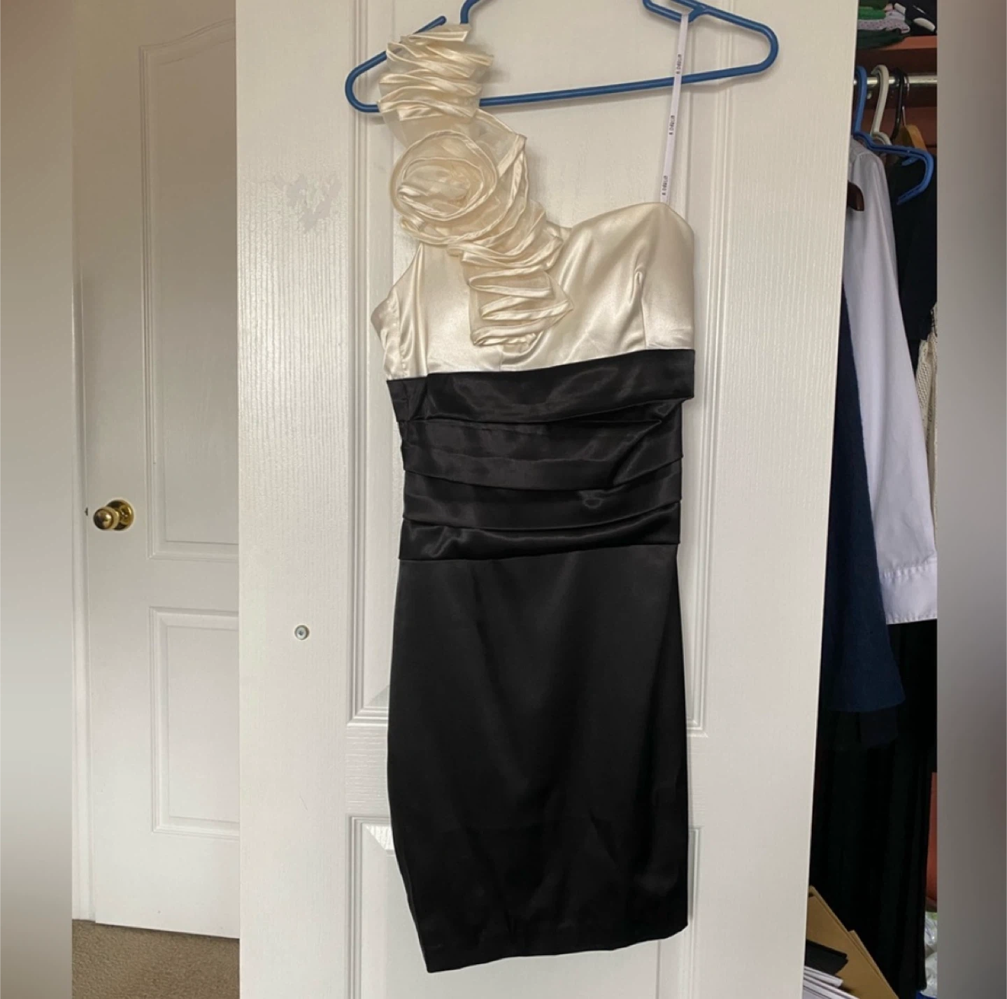 Formal Dress (Size S, Like-New) - photo 4
