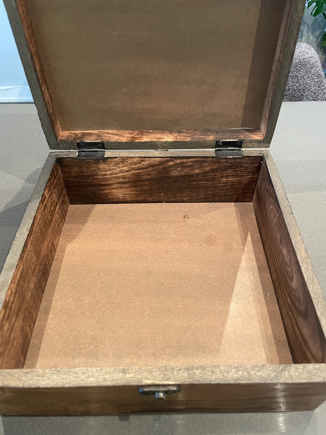 Wooden Box with Elephant Design - photo 2
