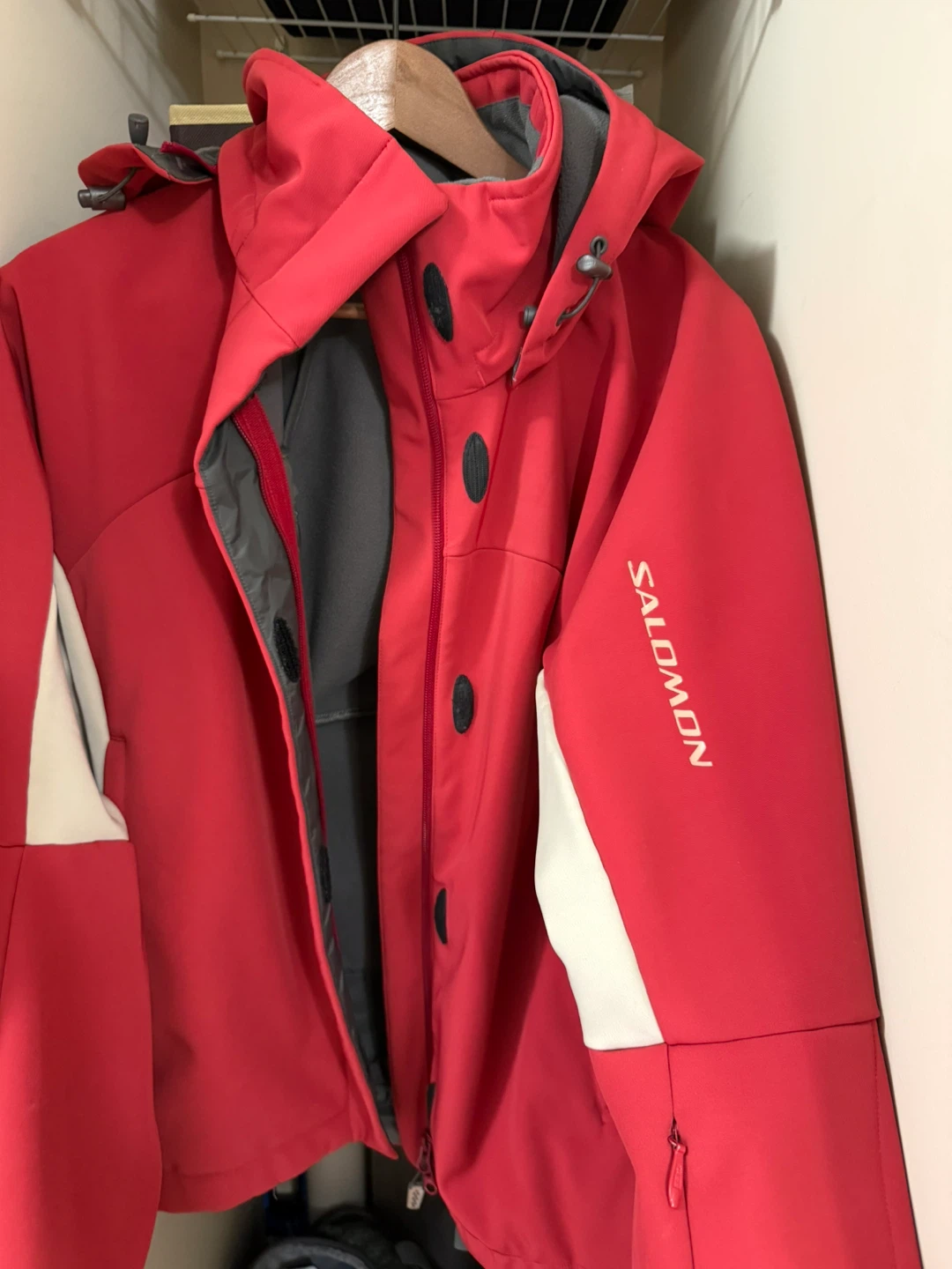 Salomon ski jacket