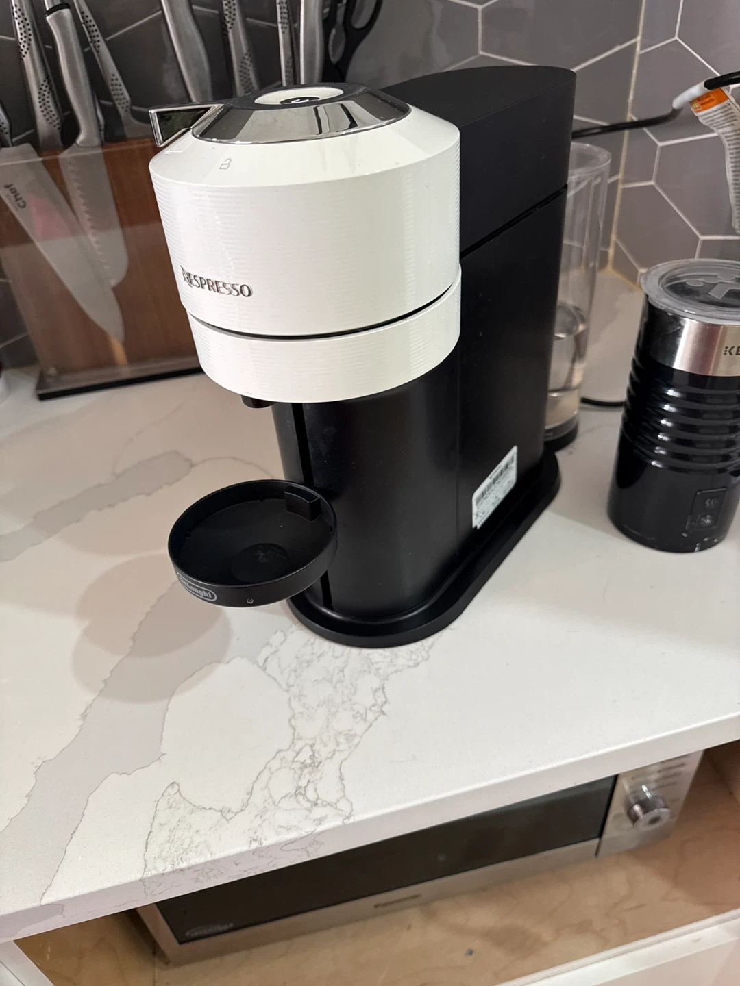 Nespresso Vertuo Next Coffee Machine+ frother