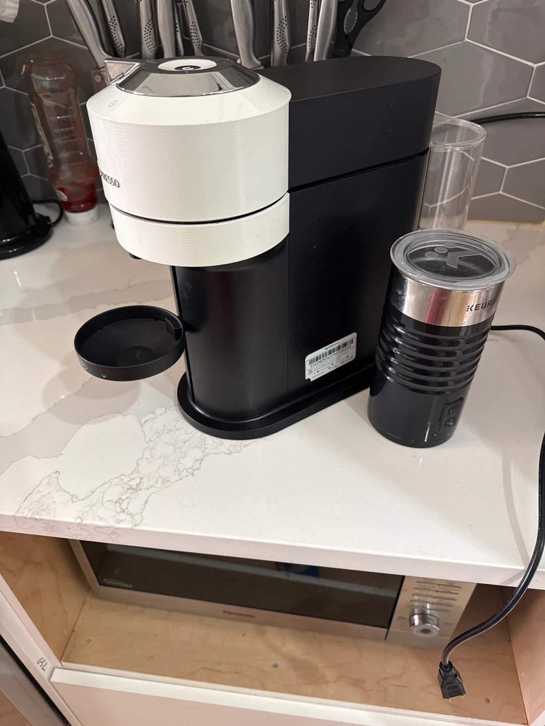 Nespresso Vertuo Next Coffee Machine+ frother - photo 2