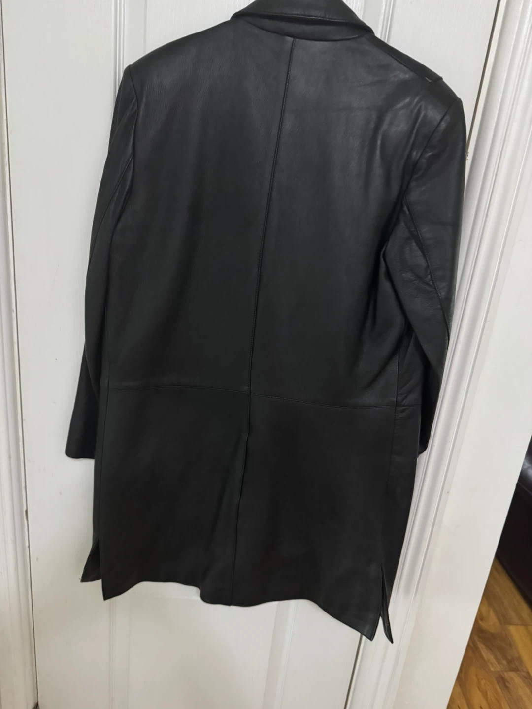 Genuine Black Leather Coat – Women’s Size 42 (Large) - photo 3