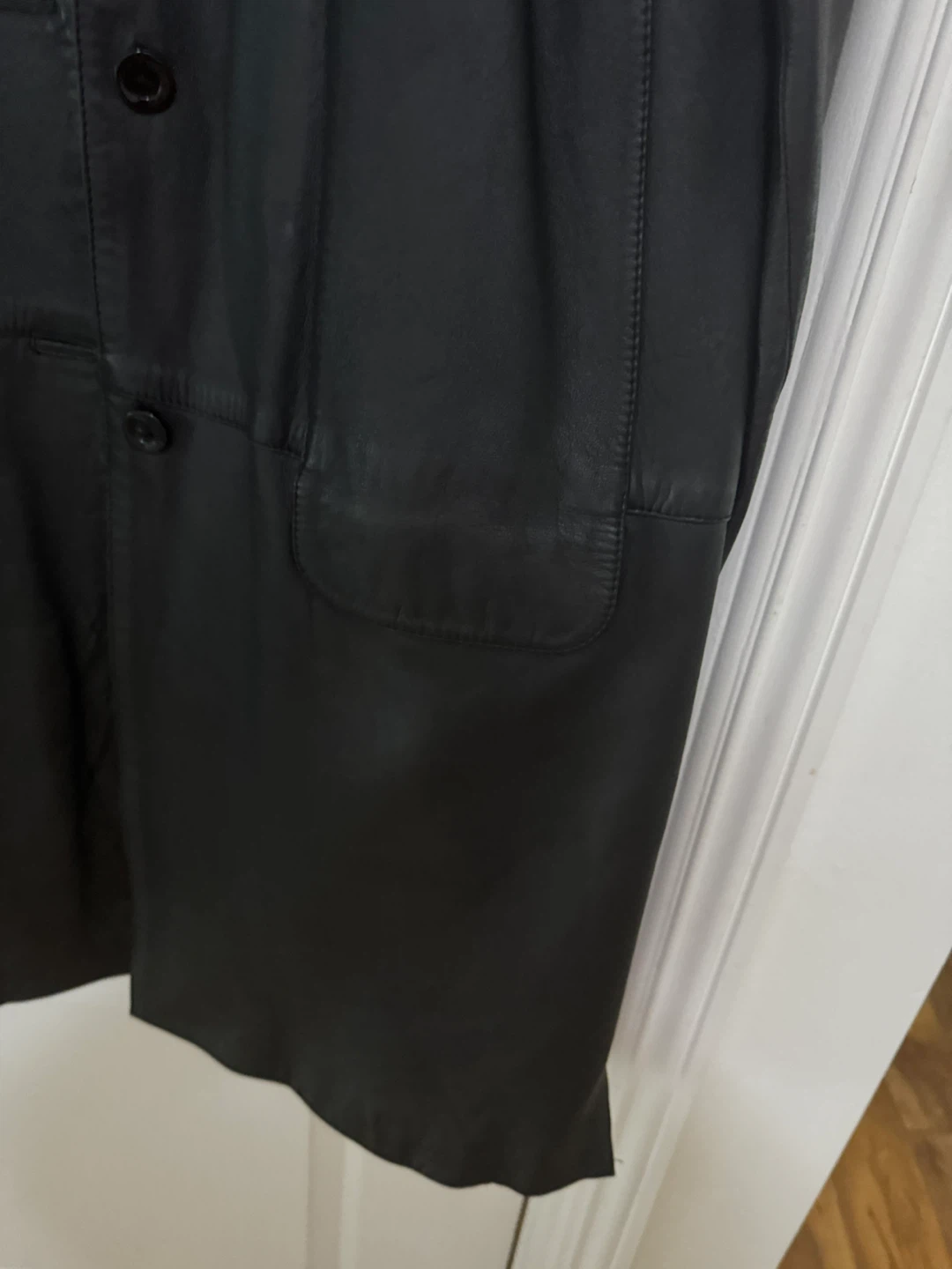 Genuine Black Leather Coat – Women’s Size 42 (Large) - photo 2