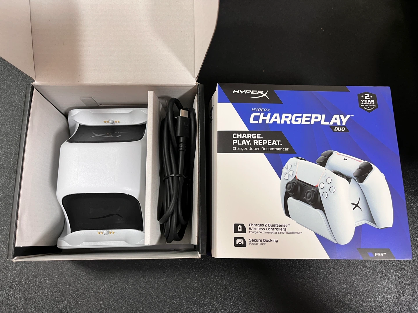 HyperX Chargeplay Duo for PS5 Dualsense controllers - photo 2