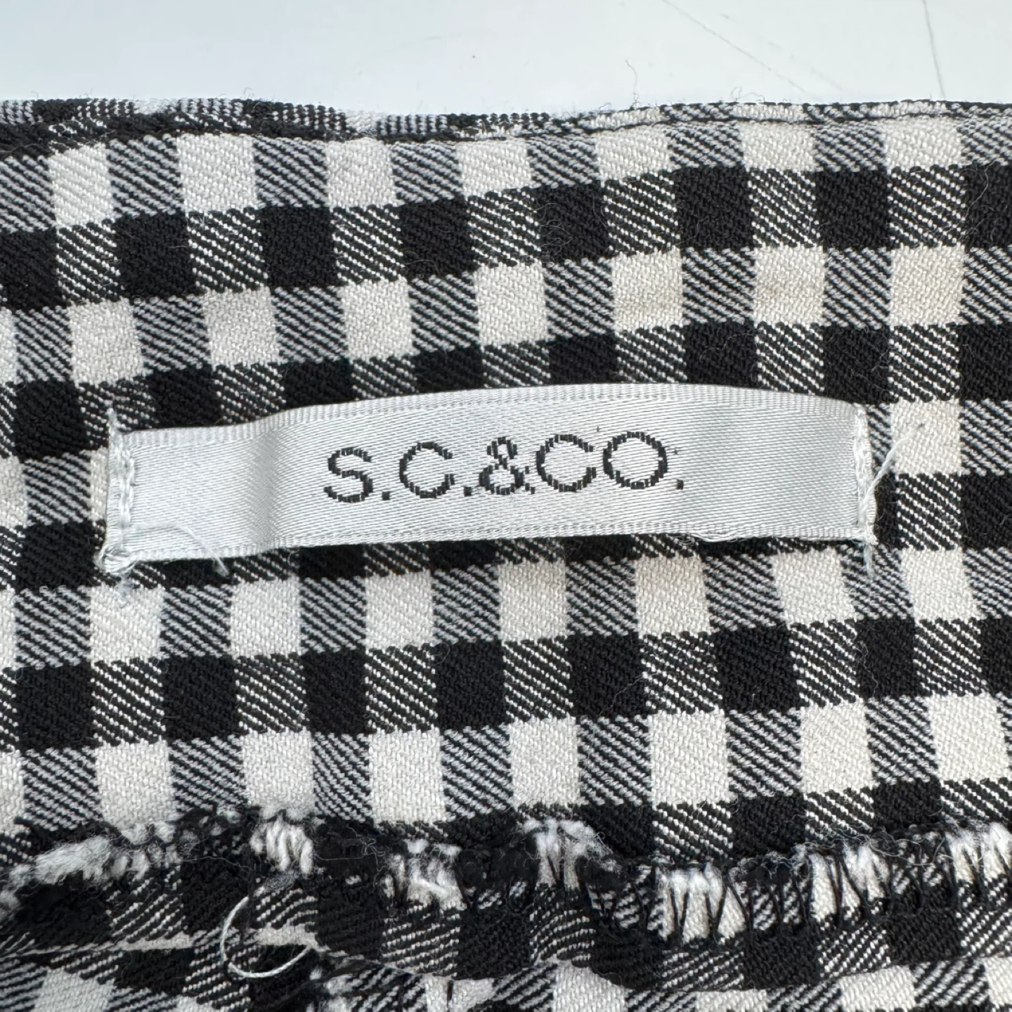 S.C.& Co Gingham Check Stretch Pants Size 4 Black White - photo 4