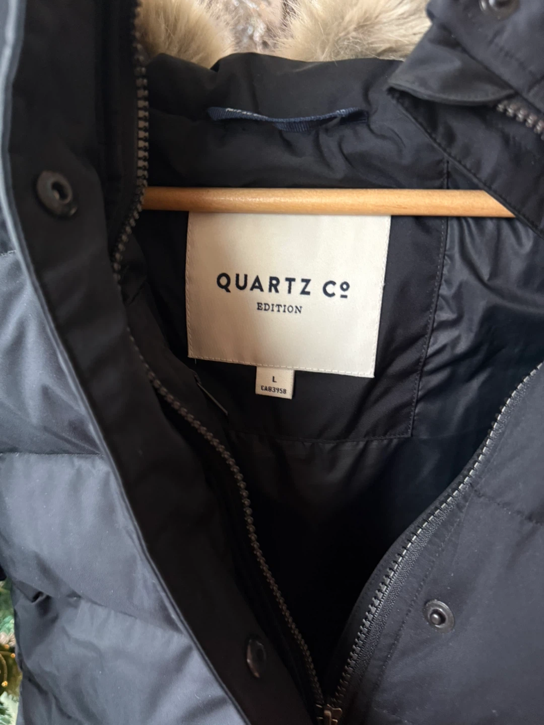 Quartz Co Edition Black Puffer Jacket - Size L - photo 3
