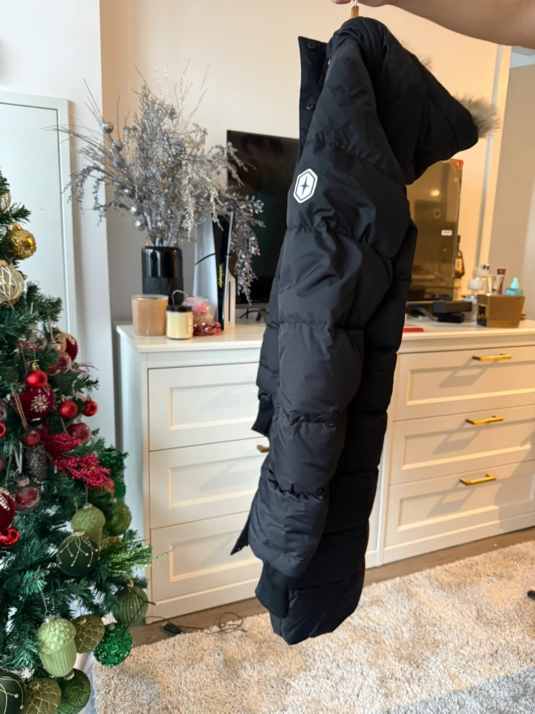 Quartz Co Edition Black Puffer Jacket - Size L - photo 2
