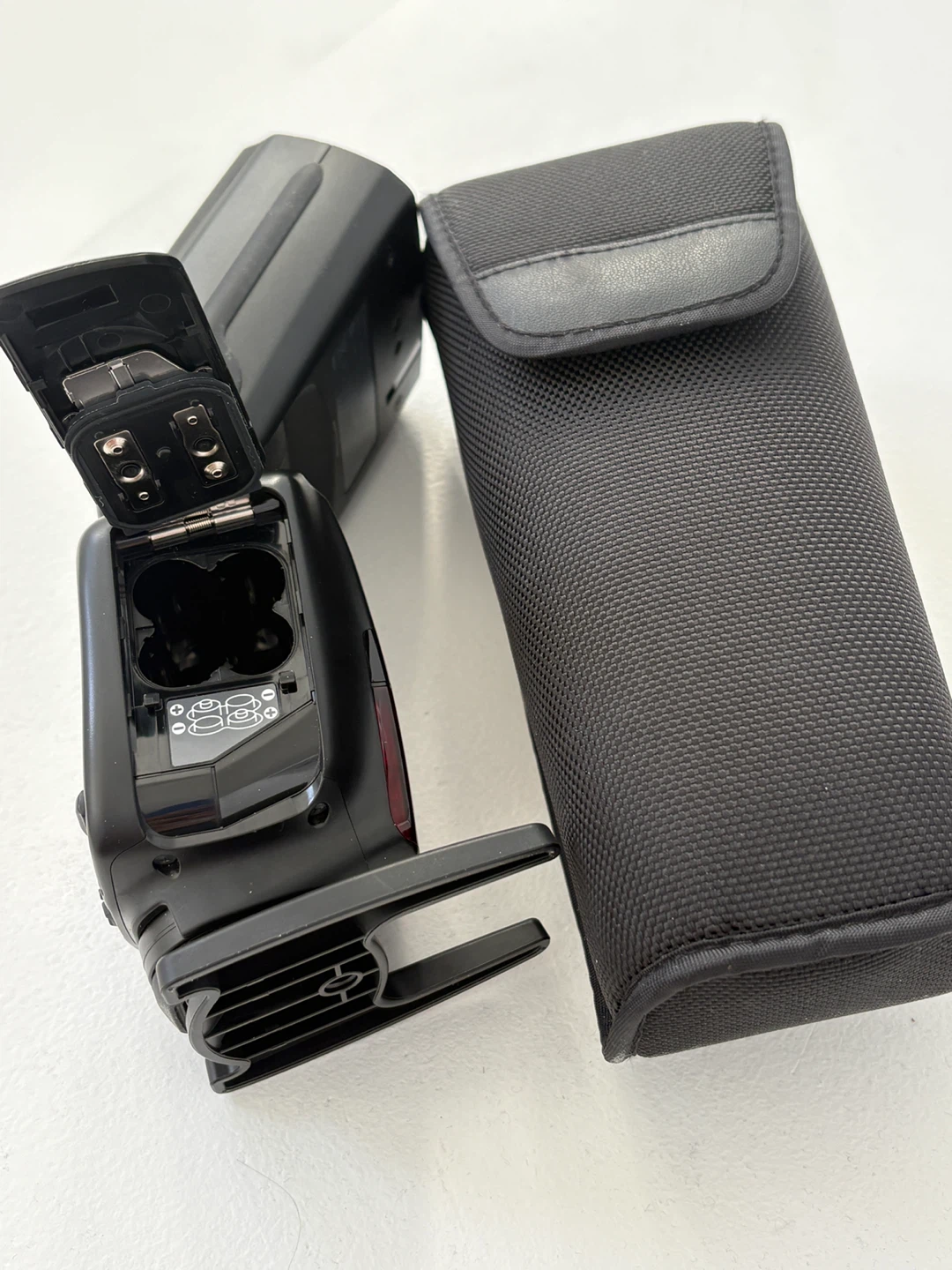 Canon 600EX-RT Speedlite Flash - photo 3