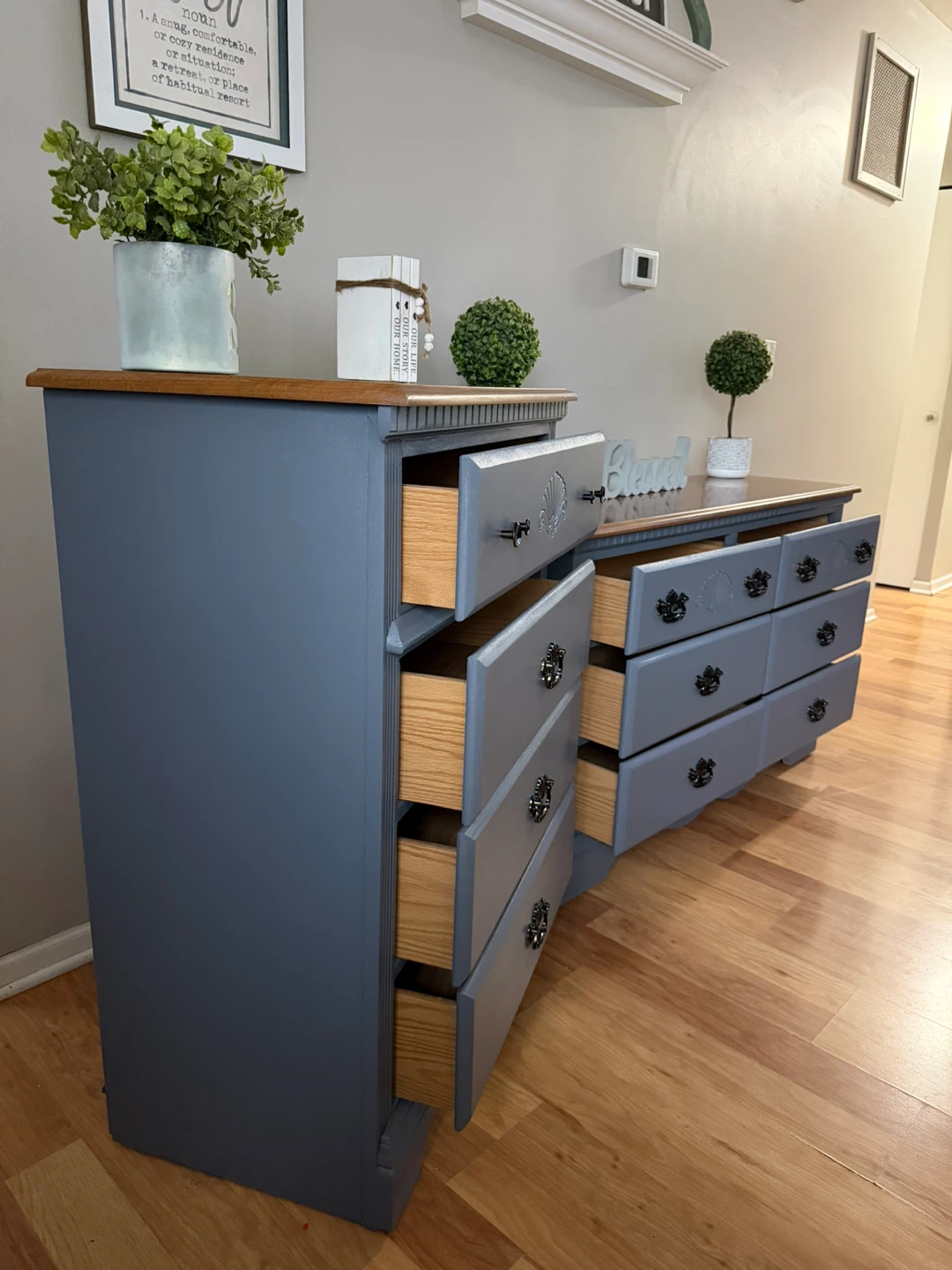 ✨🩶🤎Beautiful solid dresser set of 2🤎🩶✨ - photo 3