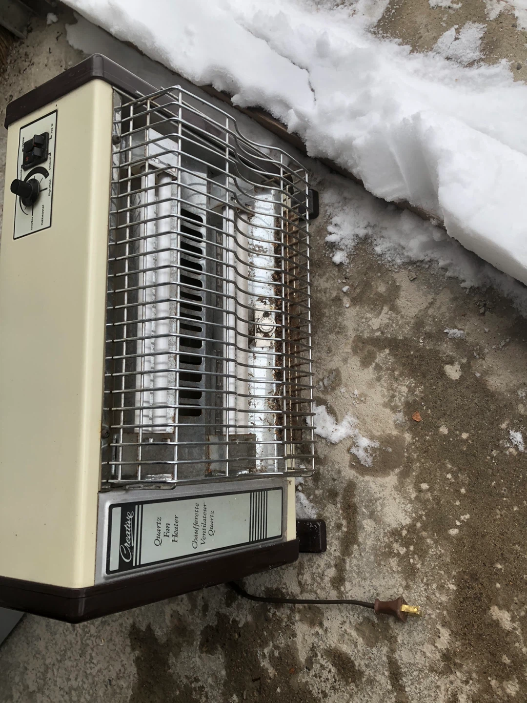 Creative Quartz Fan Heater QH-1600 ( made in Canada )