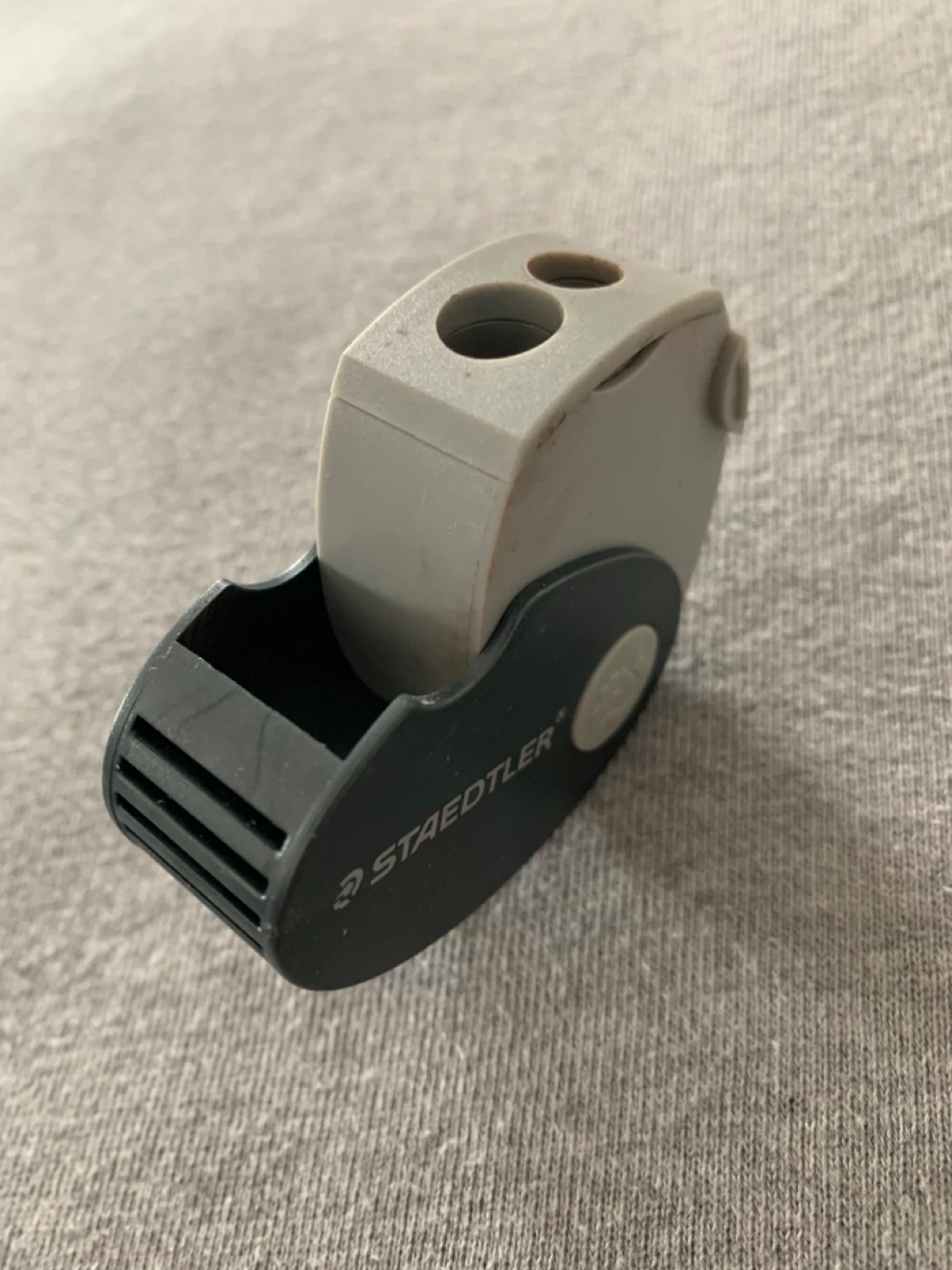 Staedtler 2 Hole Swivel Close Pencil Sharpener - photo 4