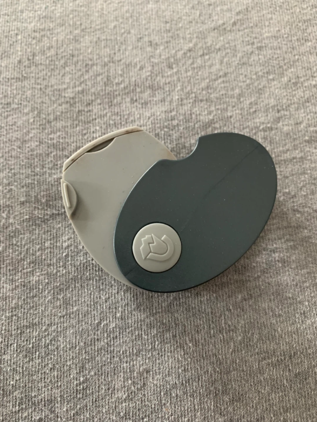 Staedtler 2 Hole Swivel Close Pencil Sharpener - photo 2