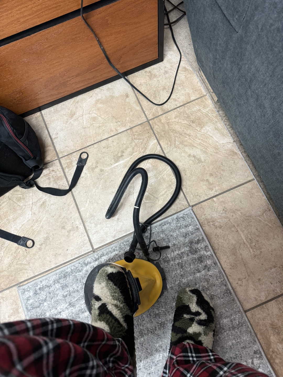 Inflatable Mattress with Pump - photo 5