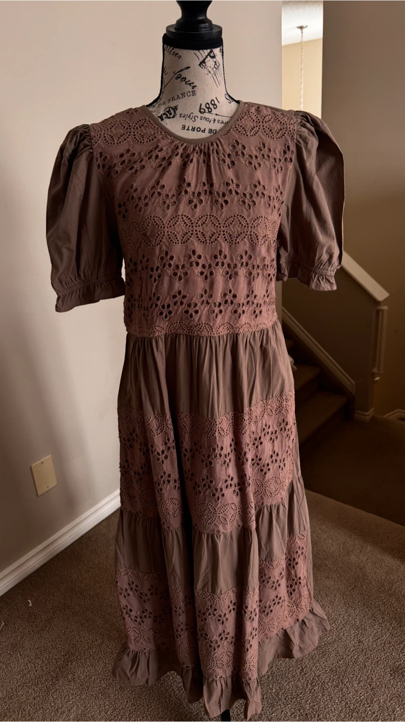 Brown Eyelet Tiered Midi Dress - photo 2