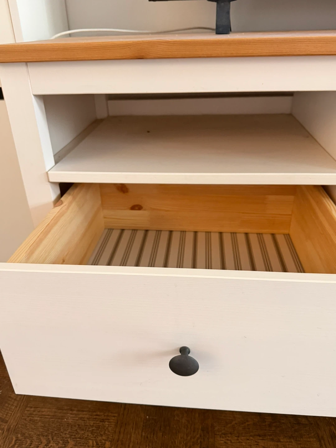 IKEA Hemnes White TV Unit - photo 3