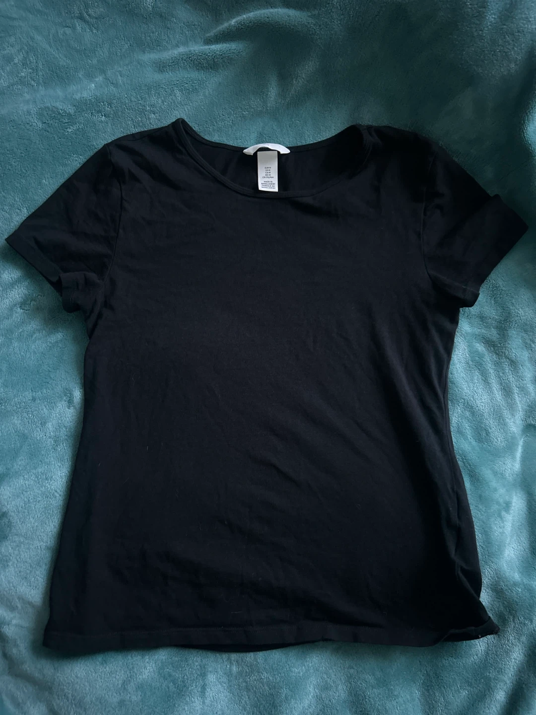 H&M Black T-Shirt