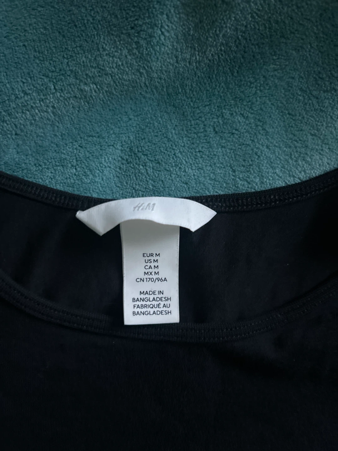 H&M Black T-Shirt - photo 2