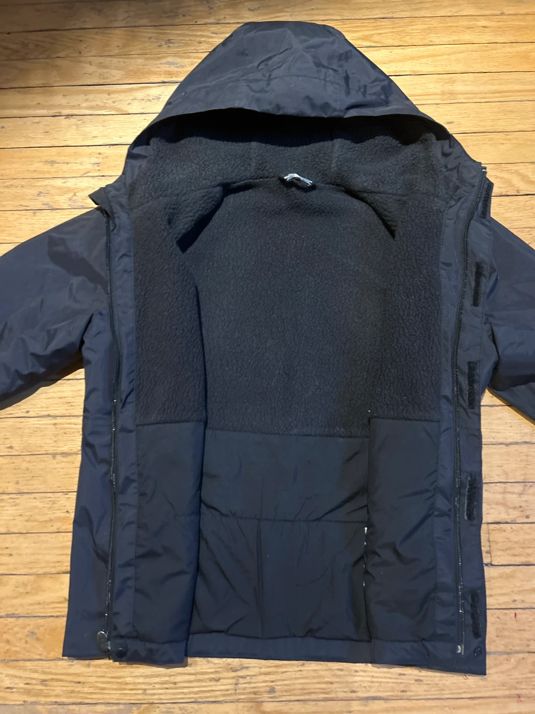 The North Face Boys' Black Jacket - Size L/G - photo 2