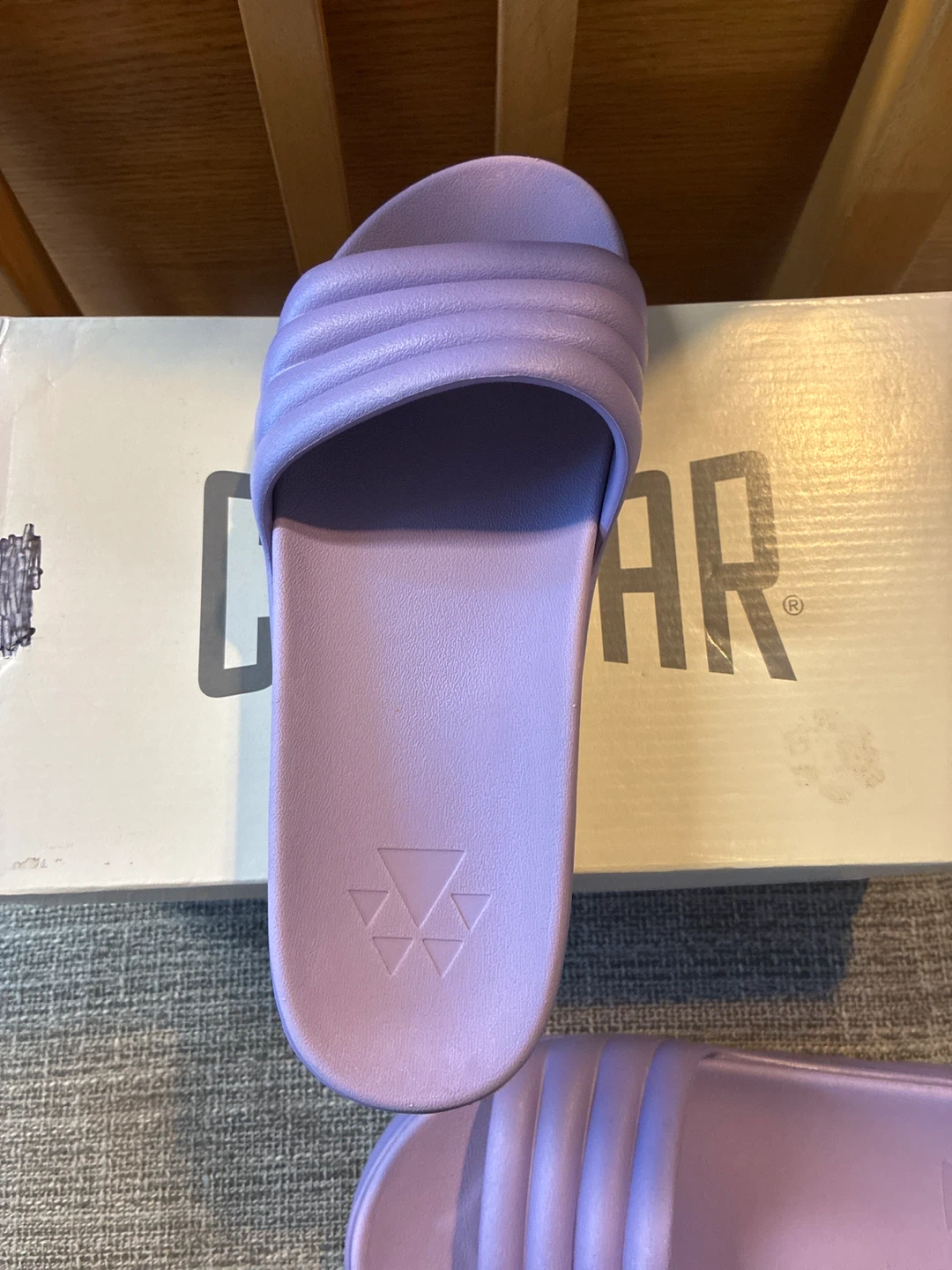 Cougar Pool Party Lavender Slides - Size 7 - photo 5