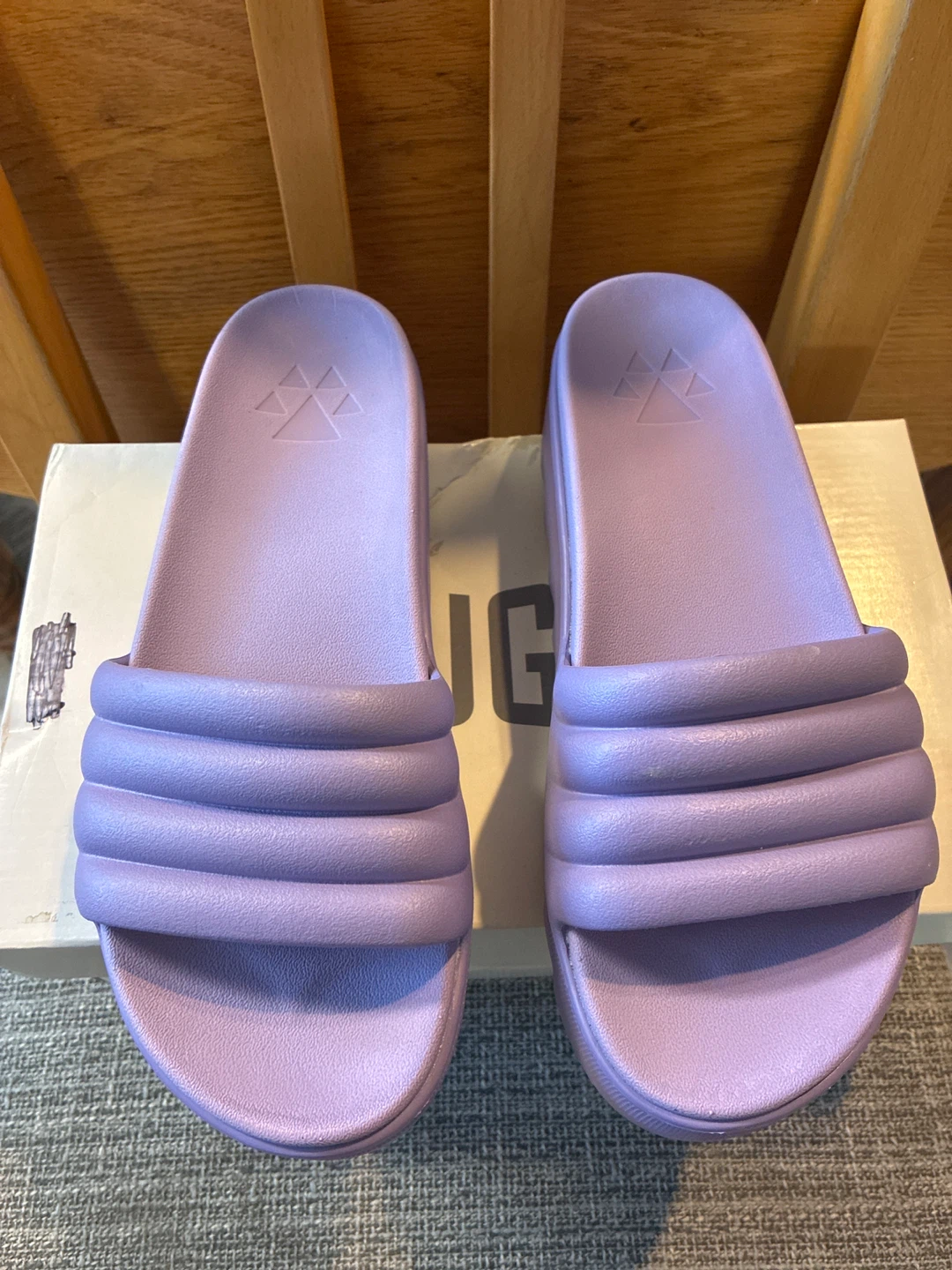 Cougar Pool Party Lavender Slides - Size 7 - photo 3