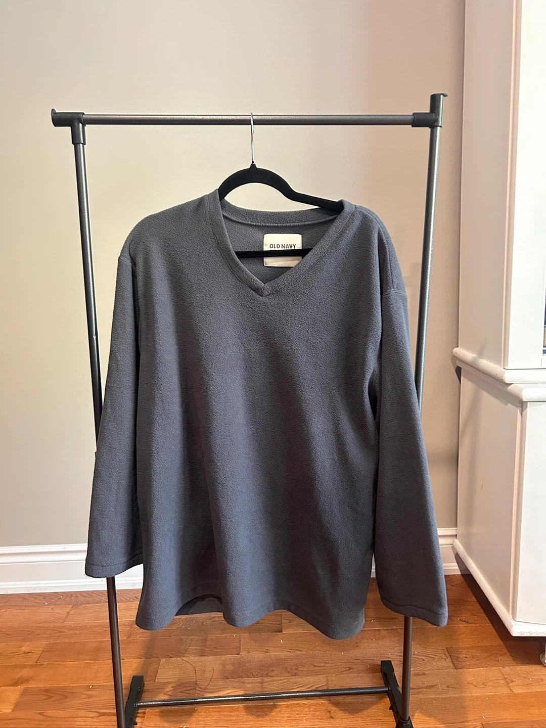 Old Navy Grey V-Neck Sweater - photo 4