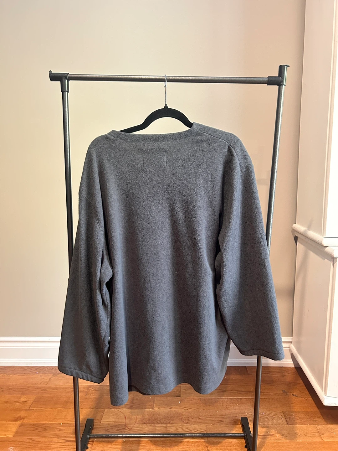 Old Navy Grey V-Neck Sweater - photo 5