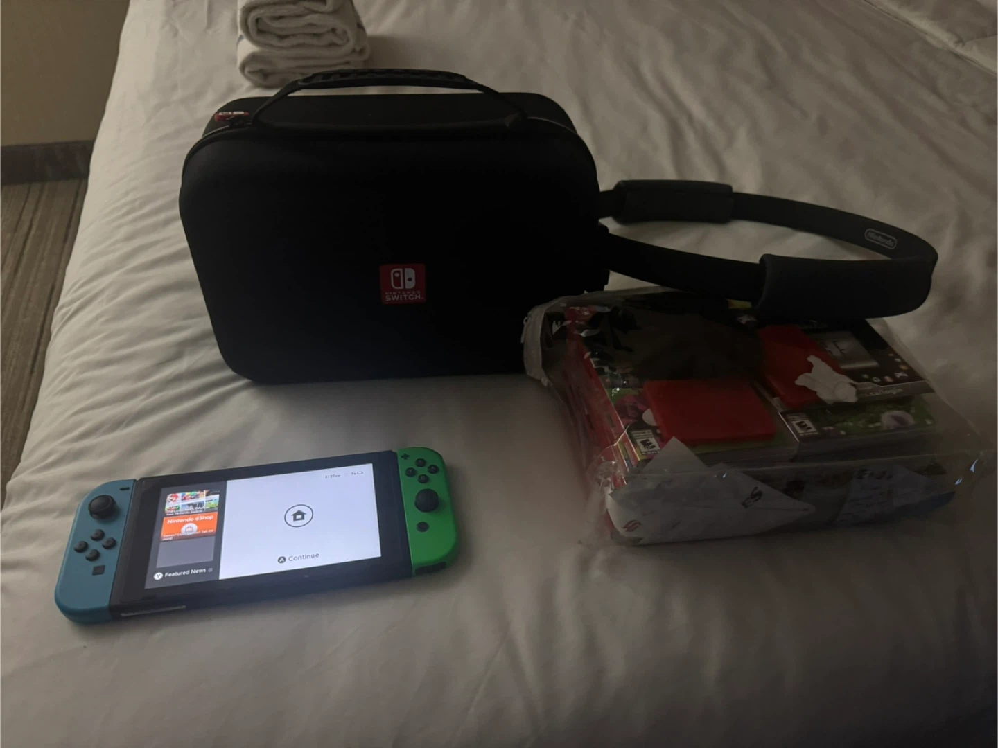 Nintendo Switch Console & Games Bundle - photo 2