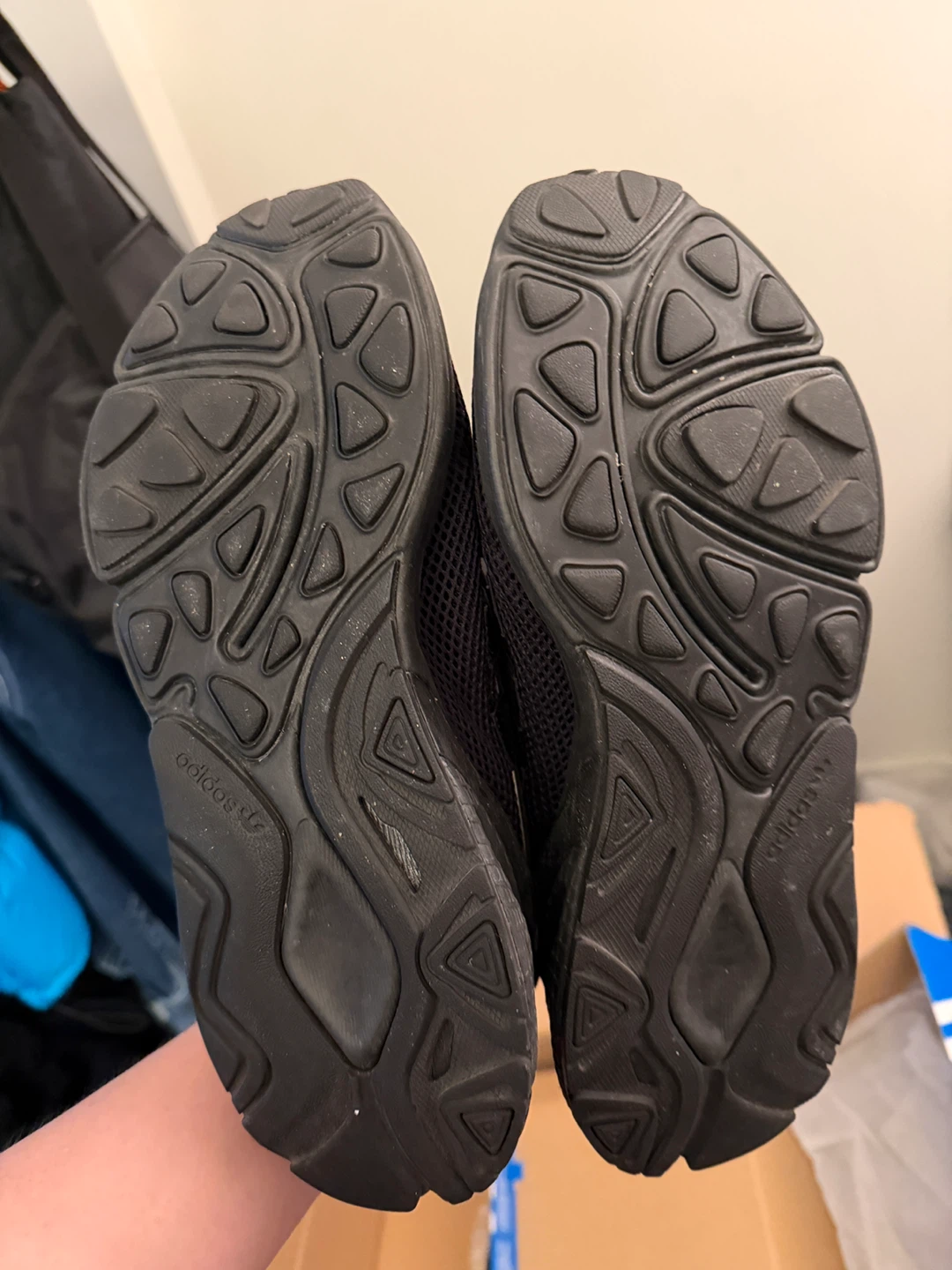 Adidas LXCON EE5900 Black, US 9.5 - photo 2