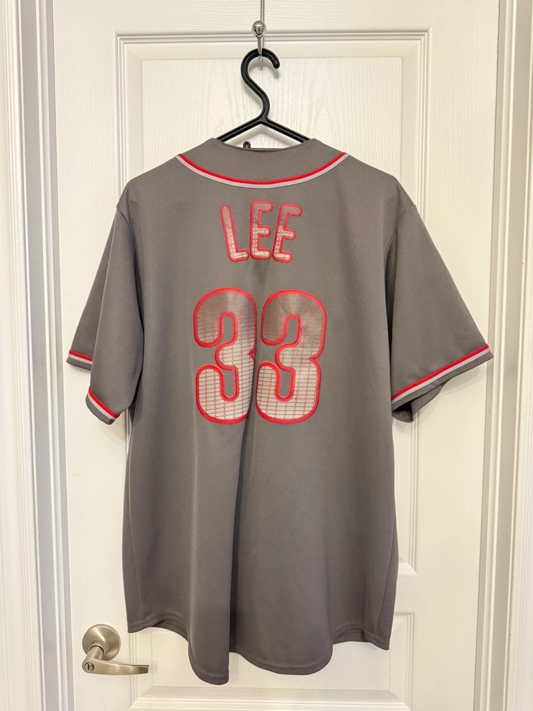 Majestic Phillies Lee #33 Jersey Size: M - photo 2