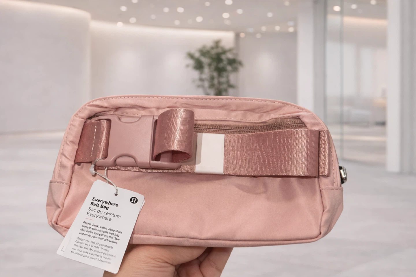 Lululemon Everywhere Belt Bag - photo 5