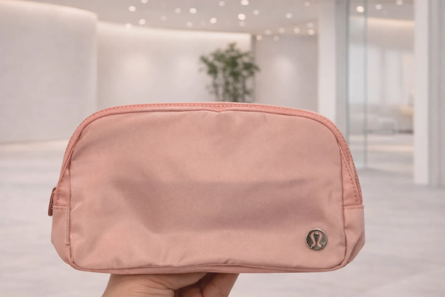 Lululemon Everywhere Belt Bag - photo 4