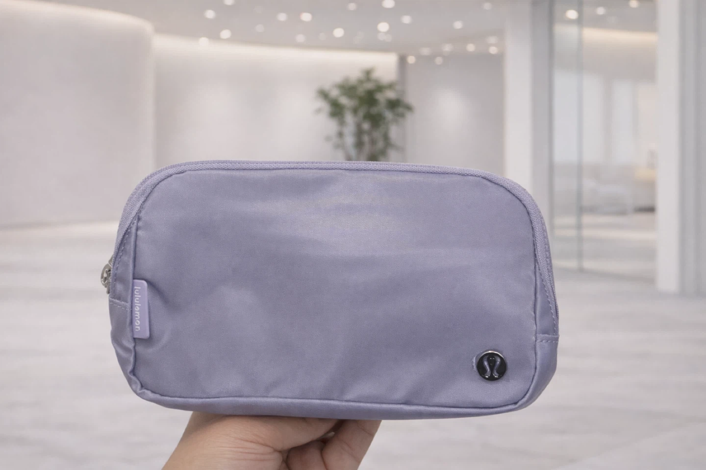 Lululemon Everywhere Belt Bag - photo 2