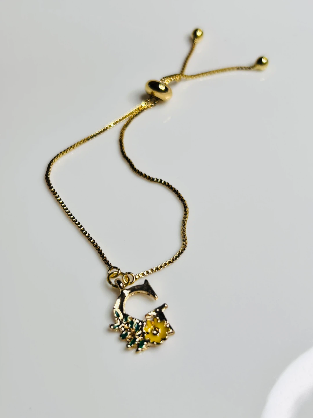 Gold Tone Floral Initial 'G' Bracelet - photo 2