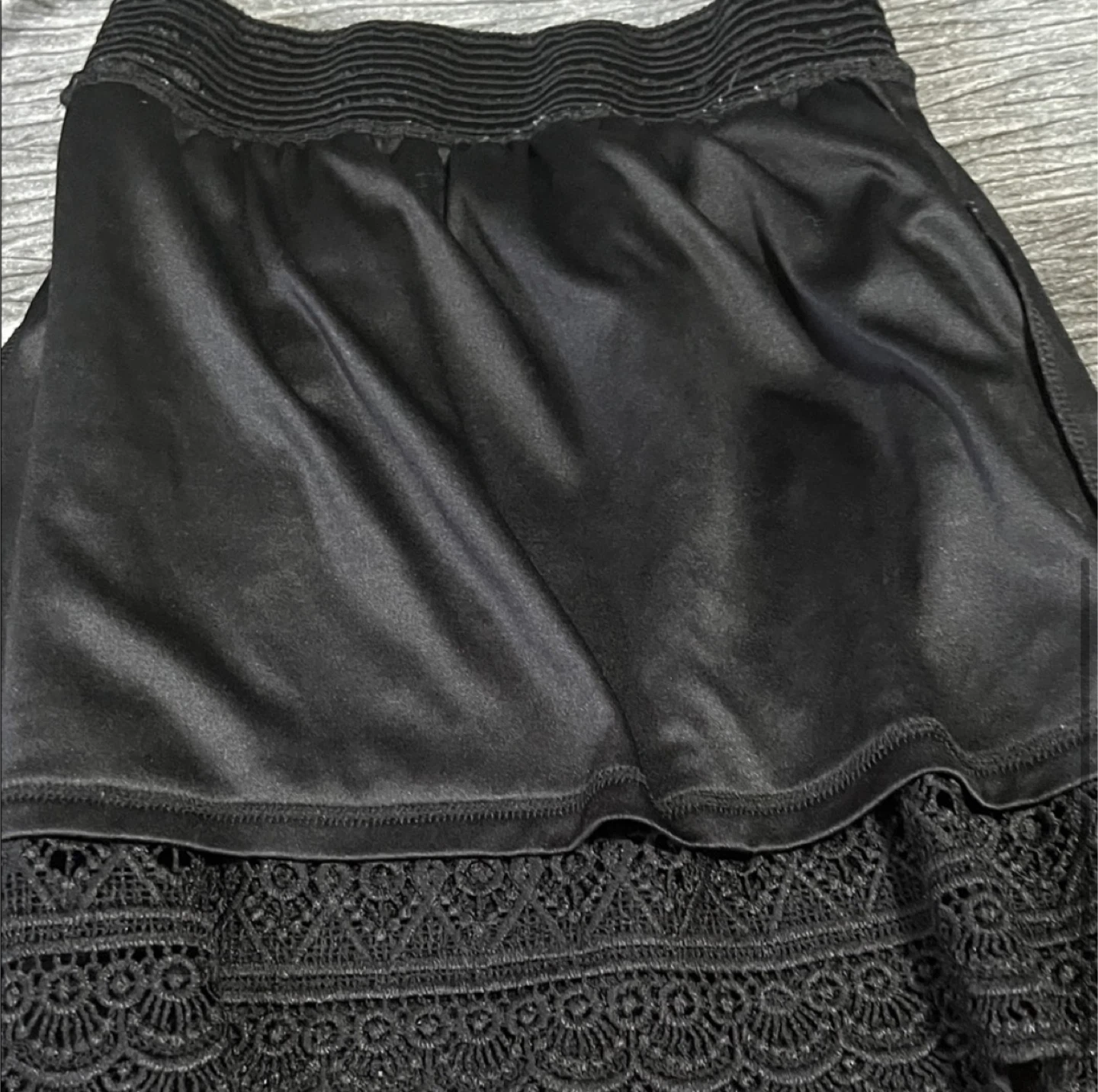 Kathy Black Lace Skirt XS size - photo 3