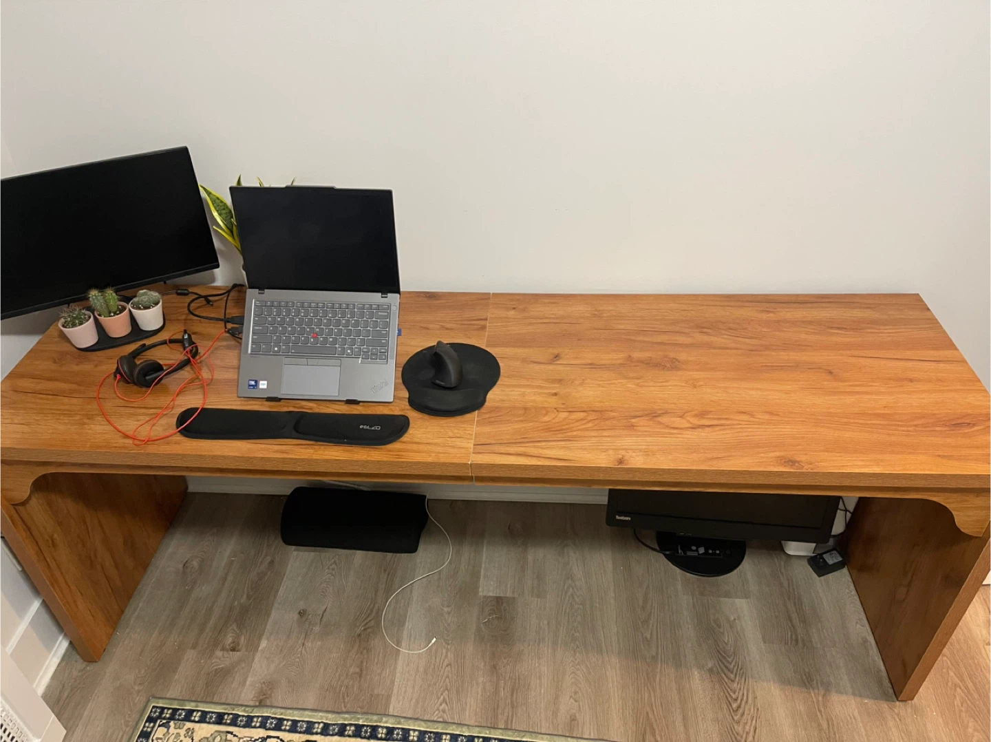 Office Desk - photo 3