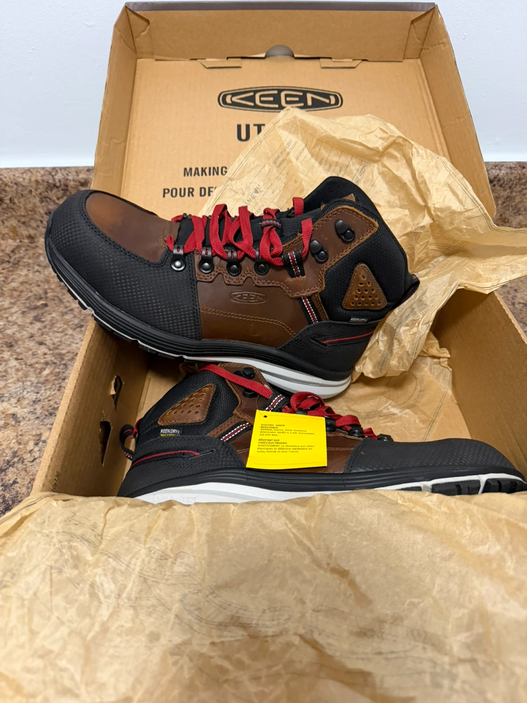 Keen CSA Red Hook Mid WP Size 10.5D - photo 2