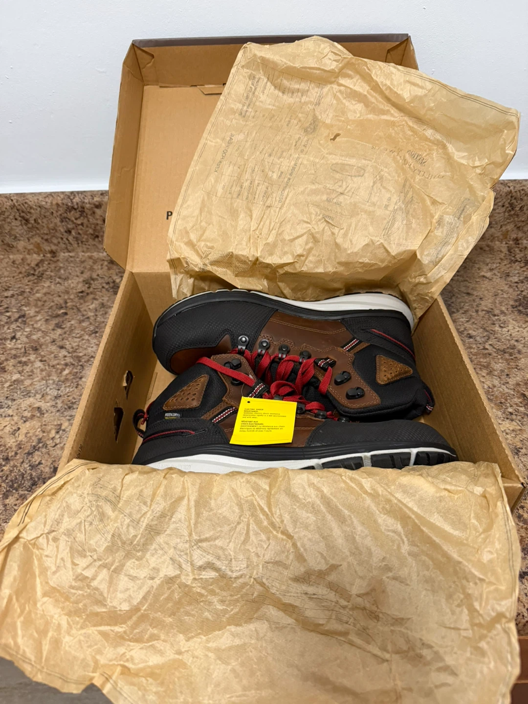 Keen CSA Red Hook Mid WP Size 10.5D