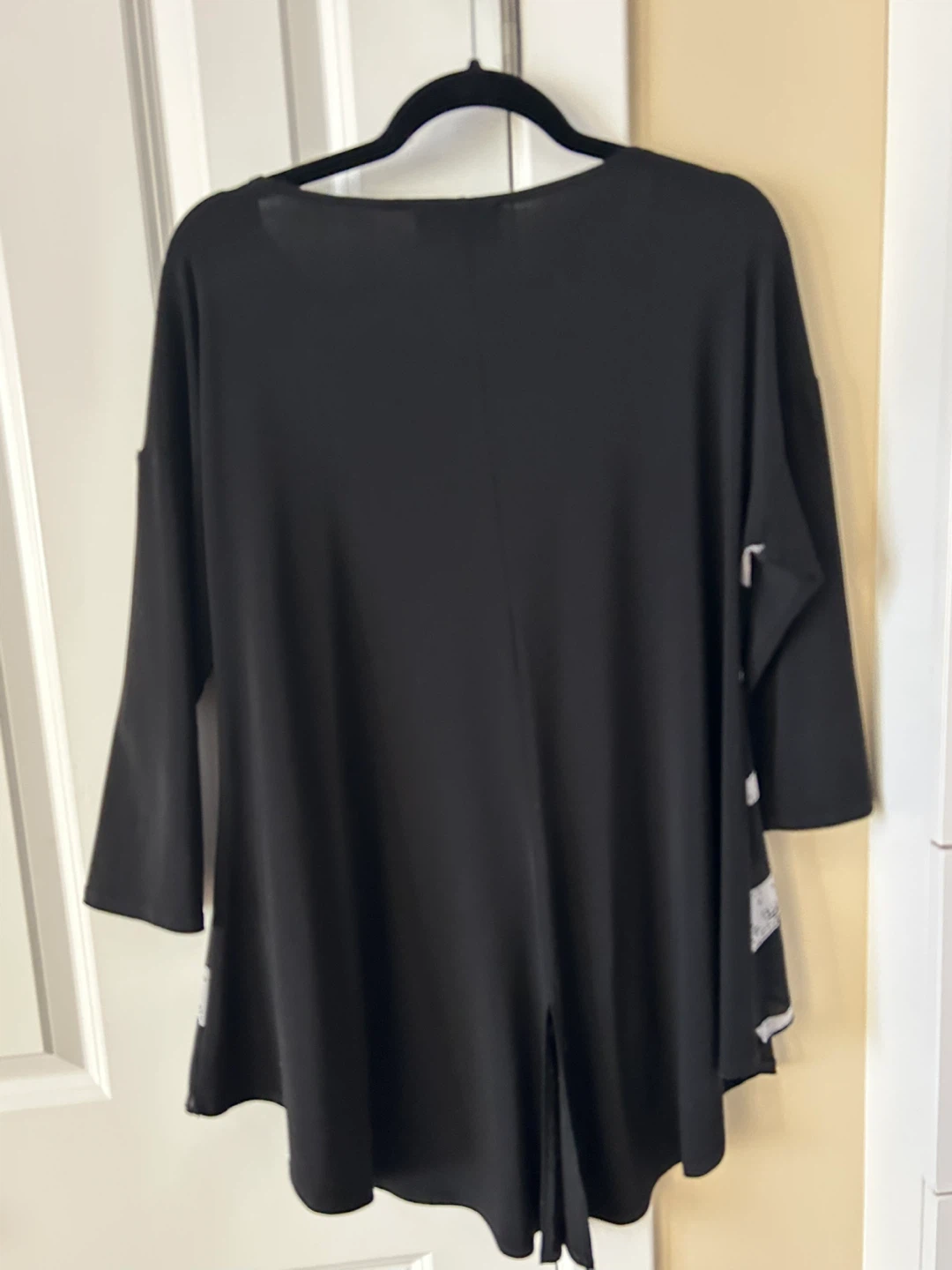 Joseph Ribkoff Black & White Top - Size 10 - photo 3