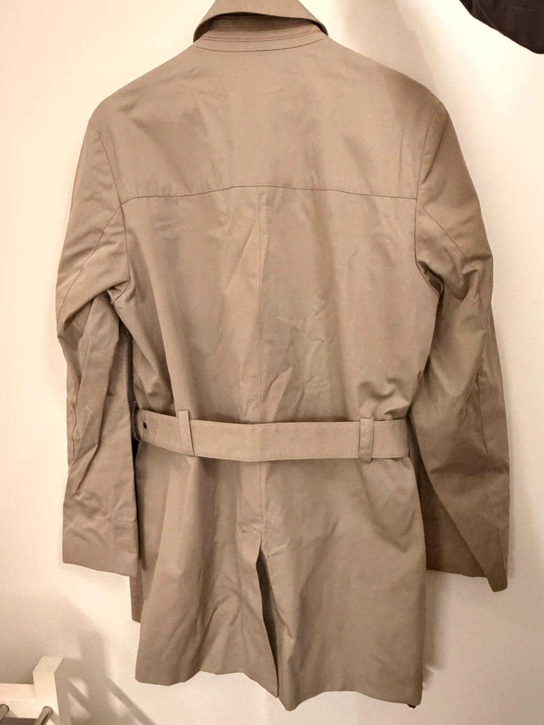 Hugo Boss Beige Trench Coat - photo 3