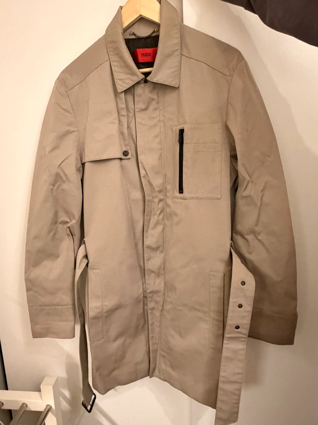 Hugo Boss Beige Trench Coat - photo 4