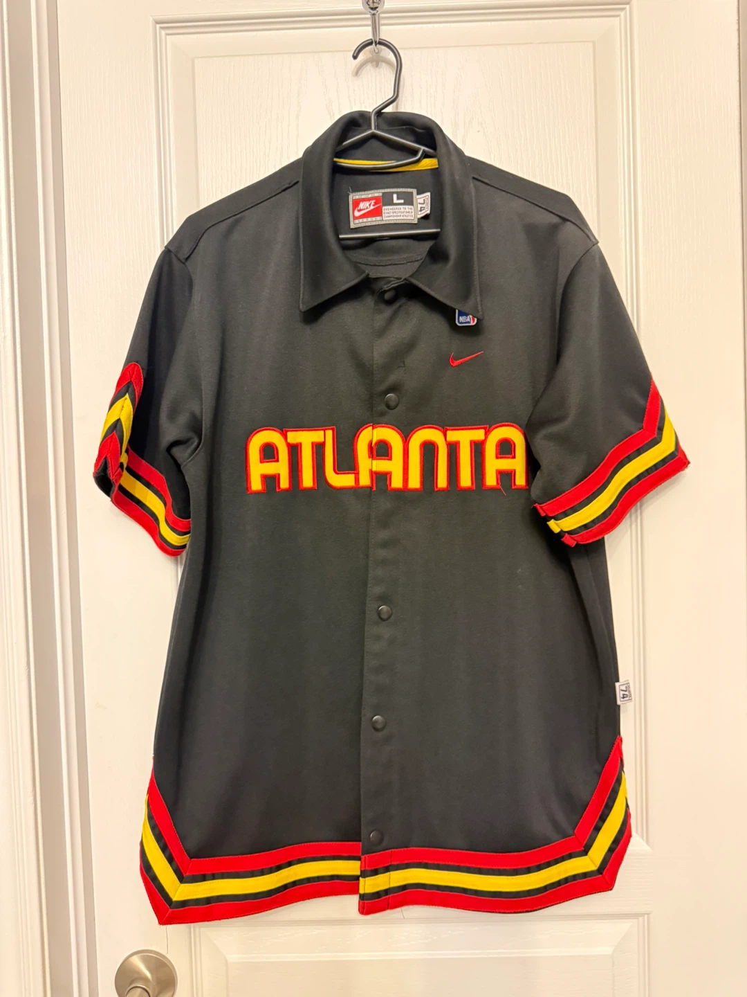 Nike Atlanta Hawks NBA Warm Up jersey - Size L