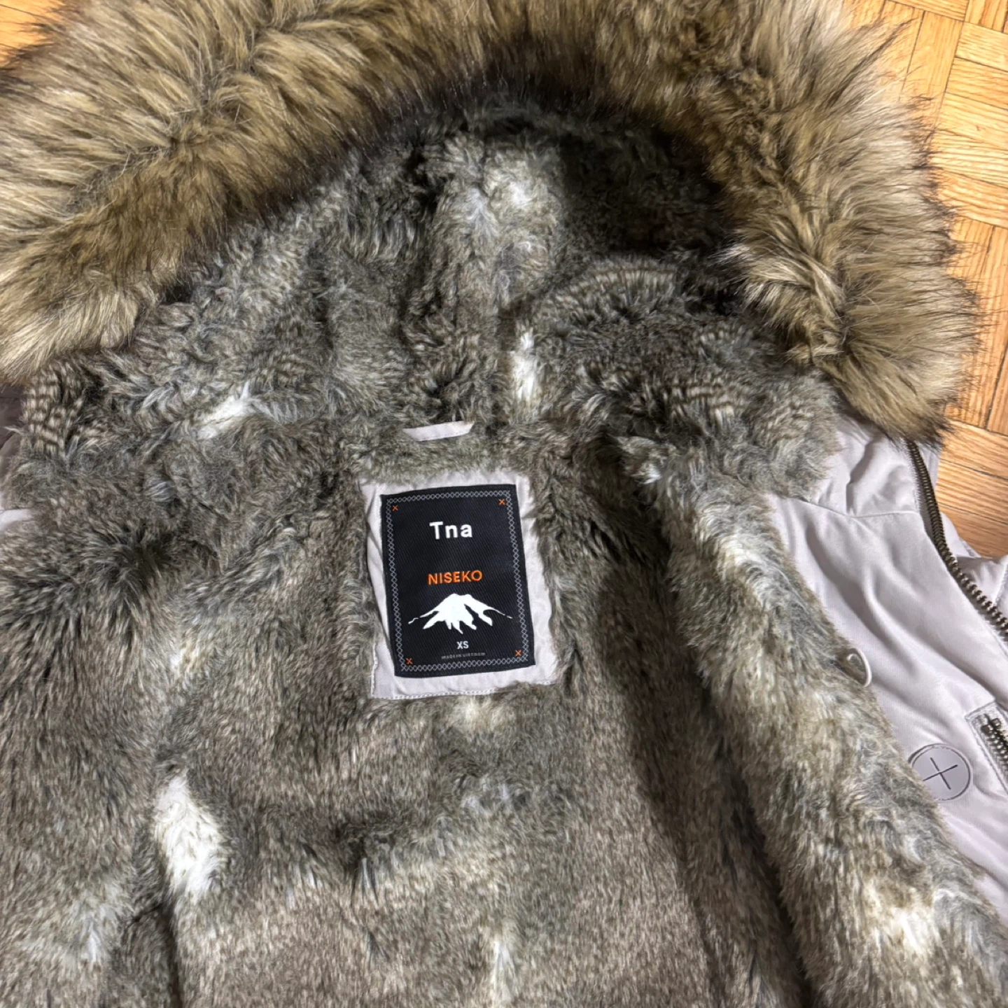 TNA Niseko Parka - Size XS - photo 5
