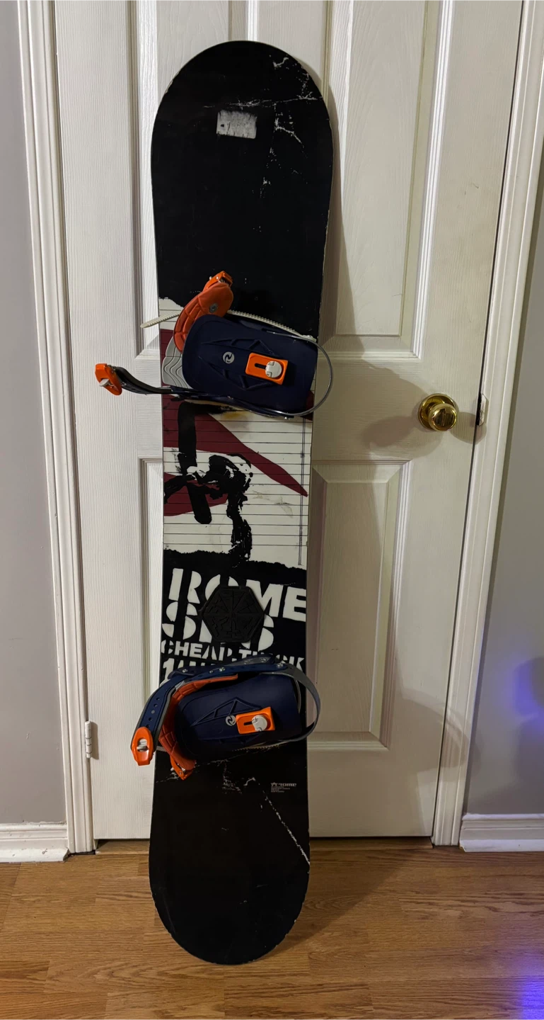Rome Snowboard 157 cm with Bindings - photo 2