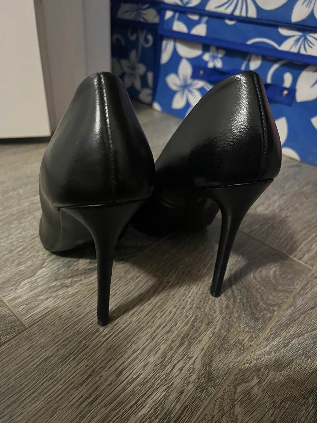 Primadonna Black Leather Heels - photo 2