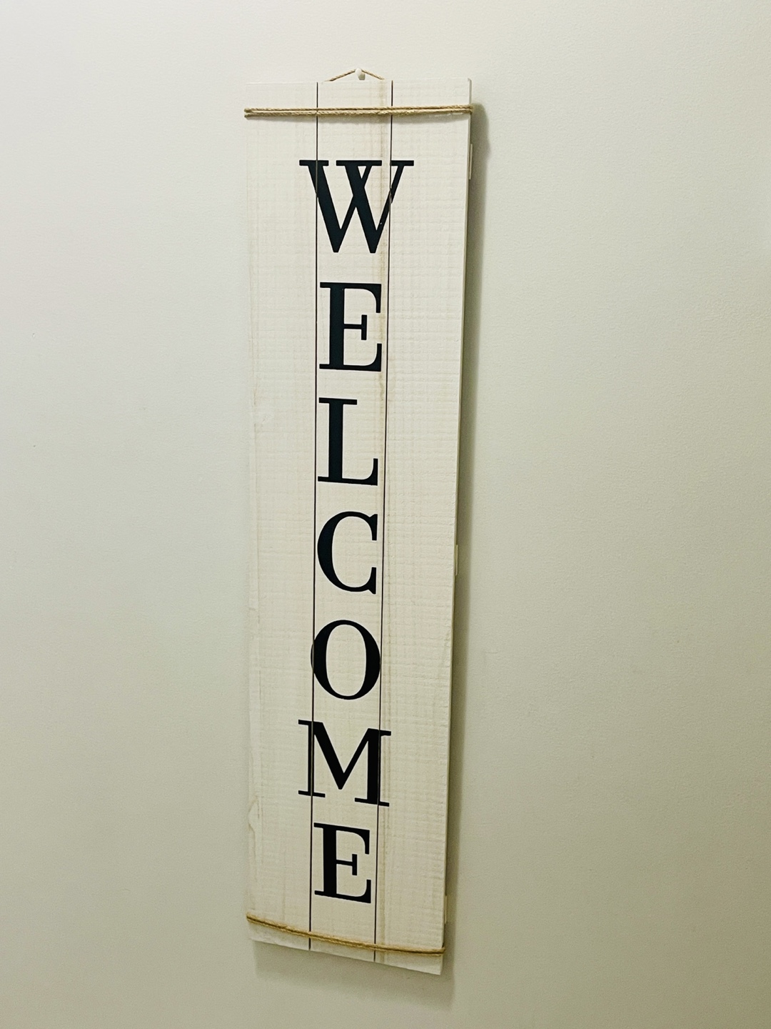 Welcome Sign & Floral Wall Art