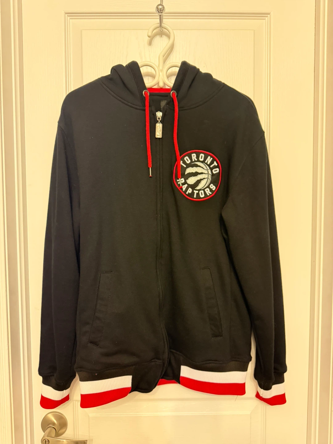 Toronto Raptors ONK NBA Hoodie - Size Medium