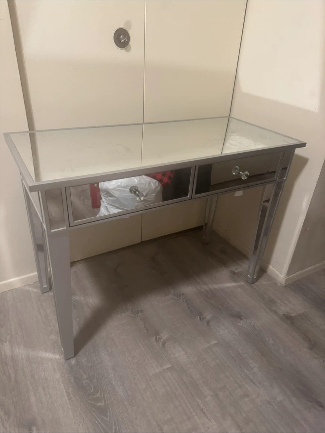 Mirrored Vanity Table 2nd photo I have it wrapped