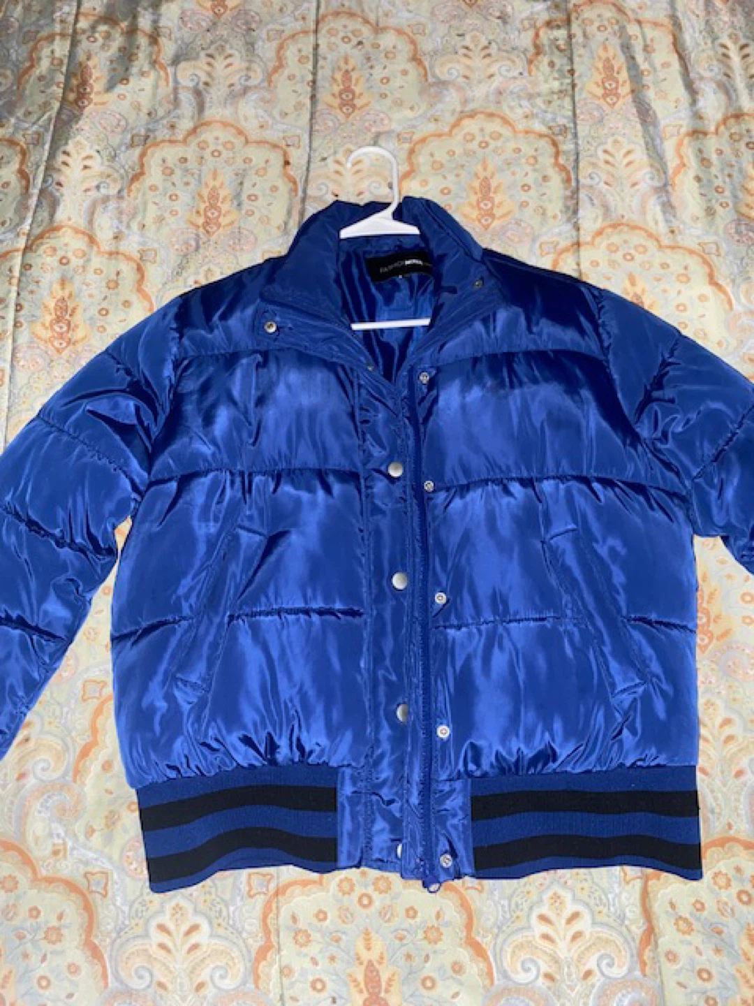 Fashion Nova Blue Puffer Jacket (Size M)